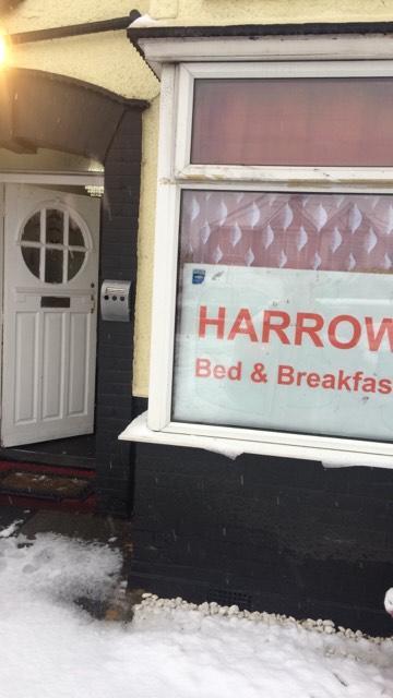 Harrow Bed & Breakfast ハーロウ エクステリア 写真